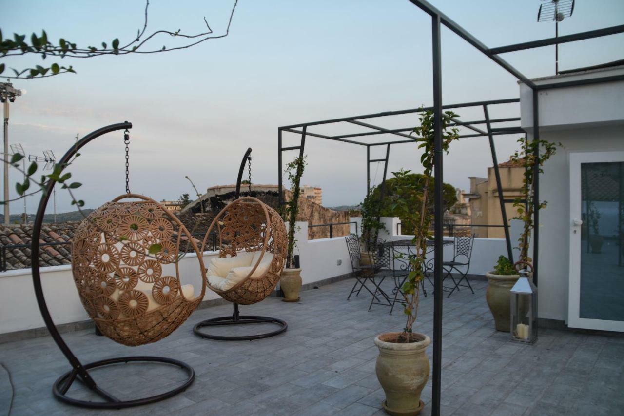 Zioli Bed & Breakfast Noto Bagian luar foto
